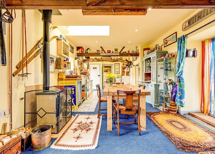 Family Country Cottage With A Private Valley View