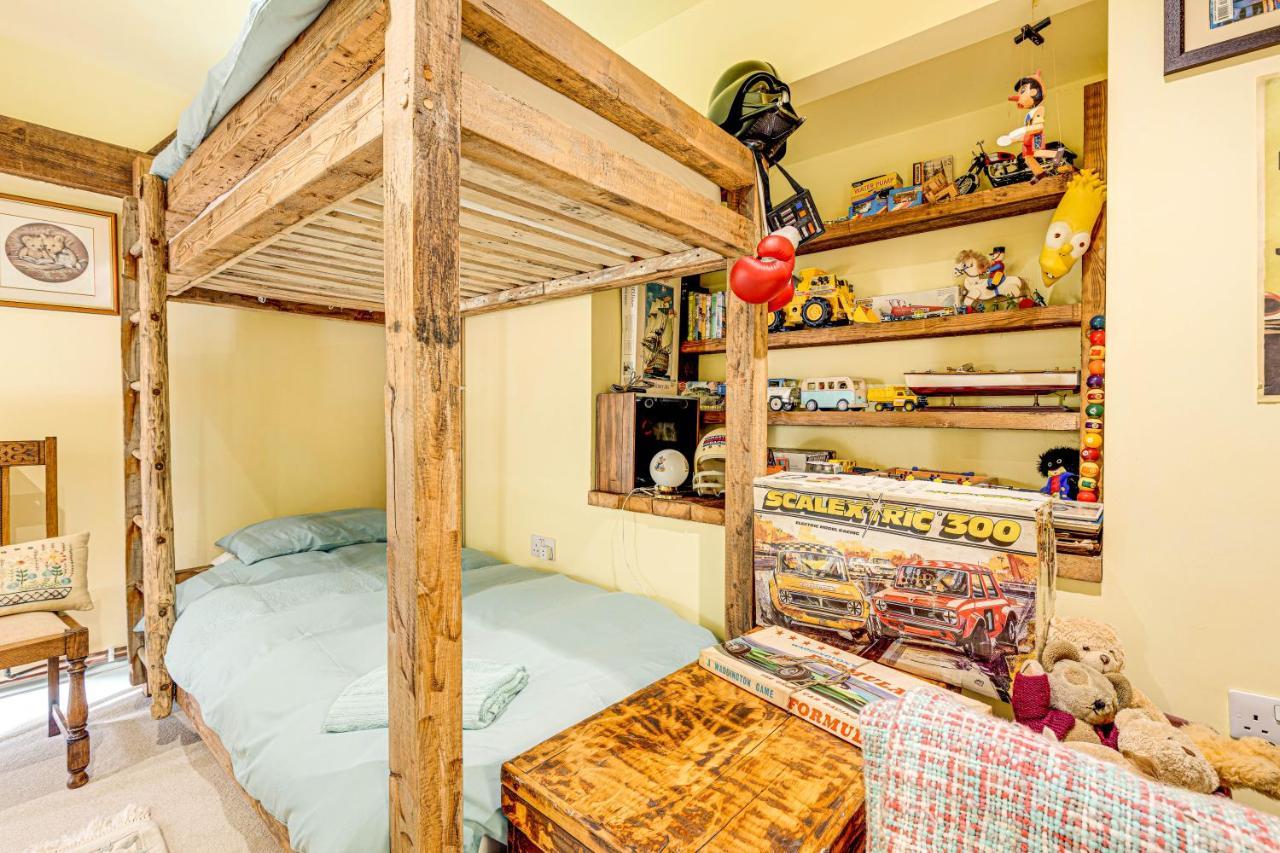 Holiday home Family Country With A Private Valley View *