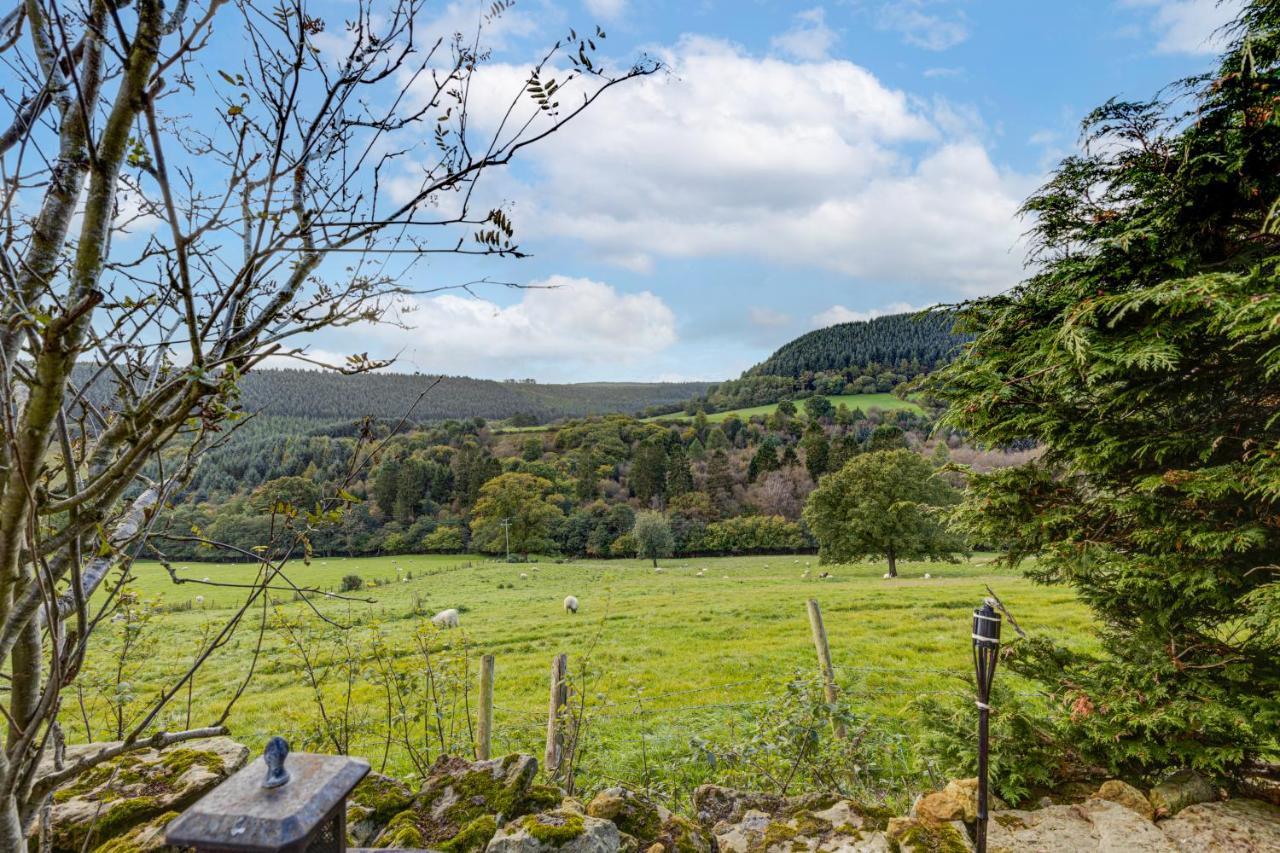 Family Country With A Private Valley View * Scarborough